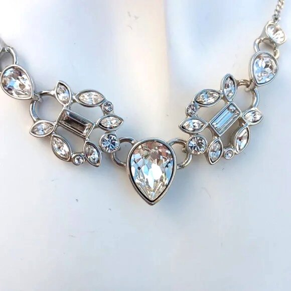 GIVENCHY COUTURE BEZEL SET CLEAR CRYSTAL NECKLACE - Picture 2 of 7